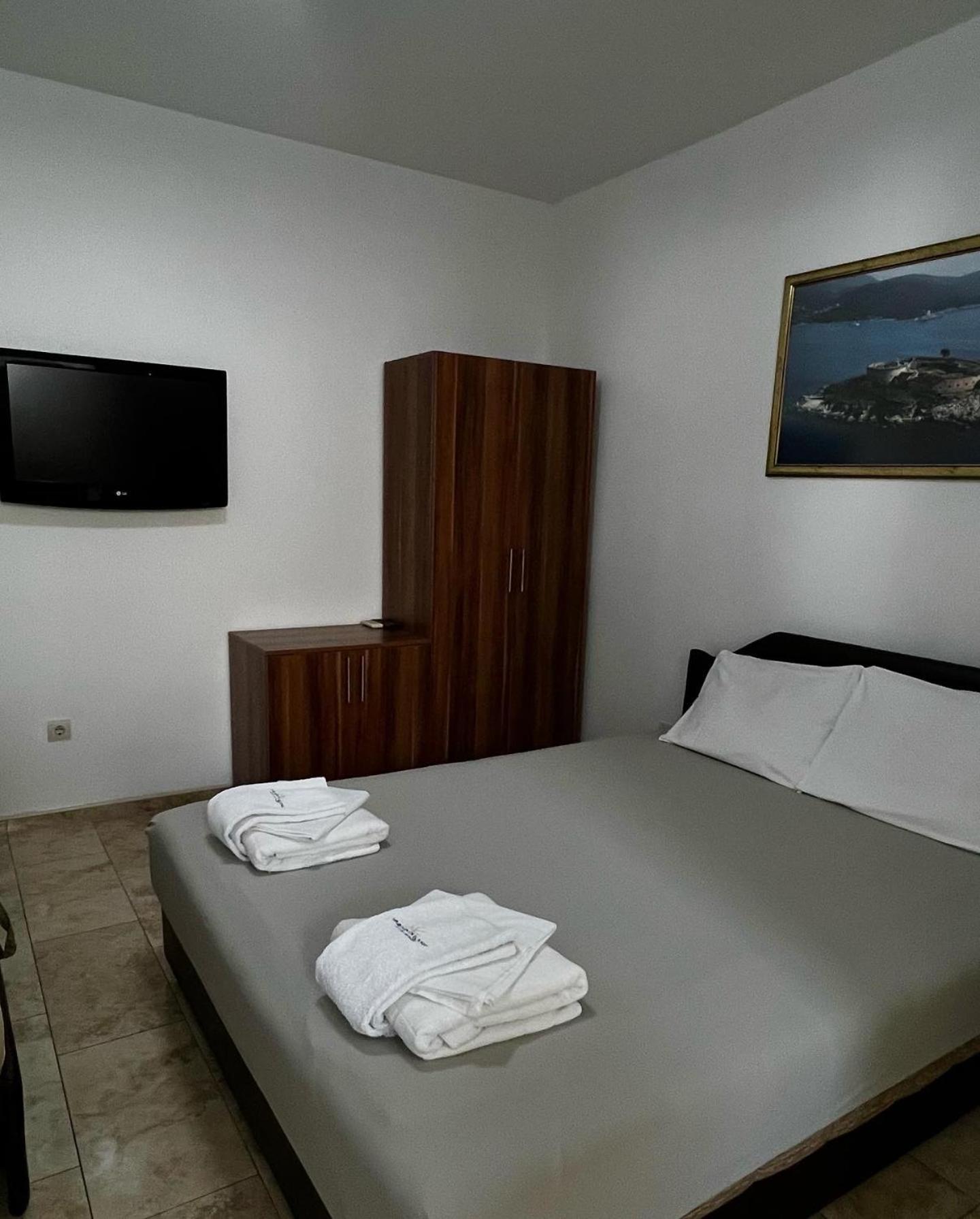 Apartmani Luksic Sutomore Exterior photo
